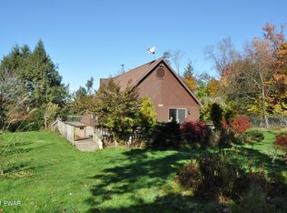 130 Lily Lake Ln, Greenfield Township, PA 18407