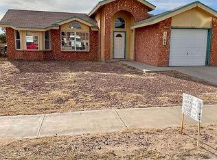 1109 Colina De Oro St, Socorro, TX 79928