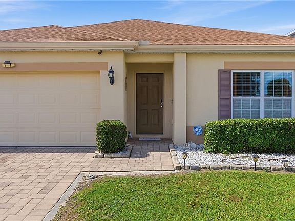 4th image of 272 SPARROW HAWK DRIVE