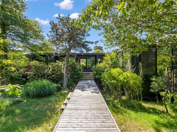 617 Shore Walk, Fire Island Pines, NY 11782