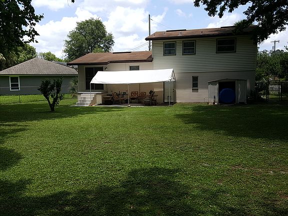 5th image of 929 Jorick Ct W