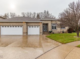 509 20 1/2 Ave E, West Fargo, ND 58078