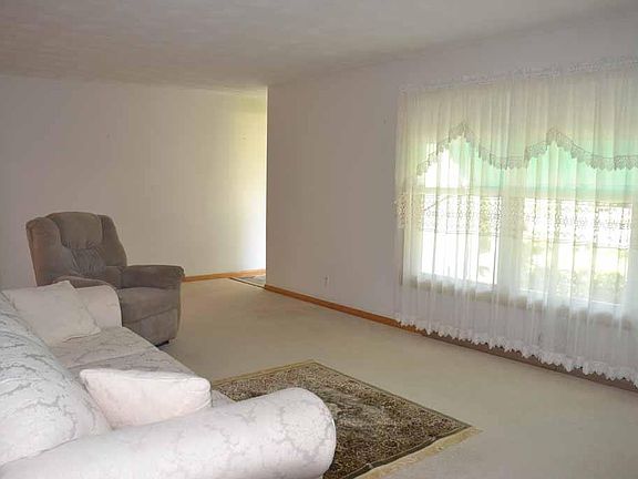 5th image of 5611 Gardner Dr
