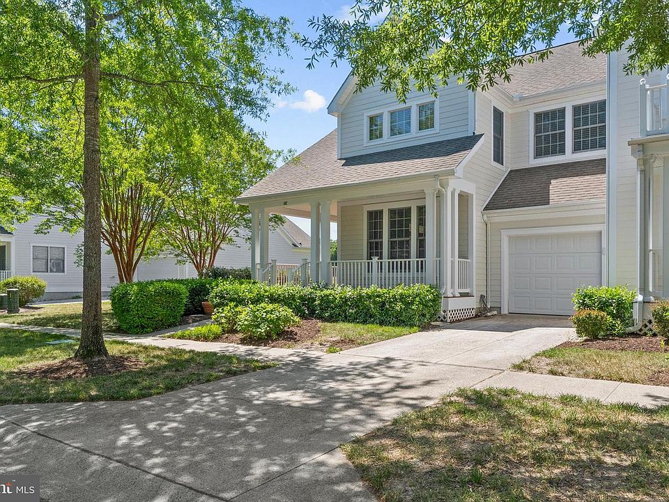 1st image of 142 Willow Oak Ave