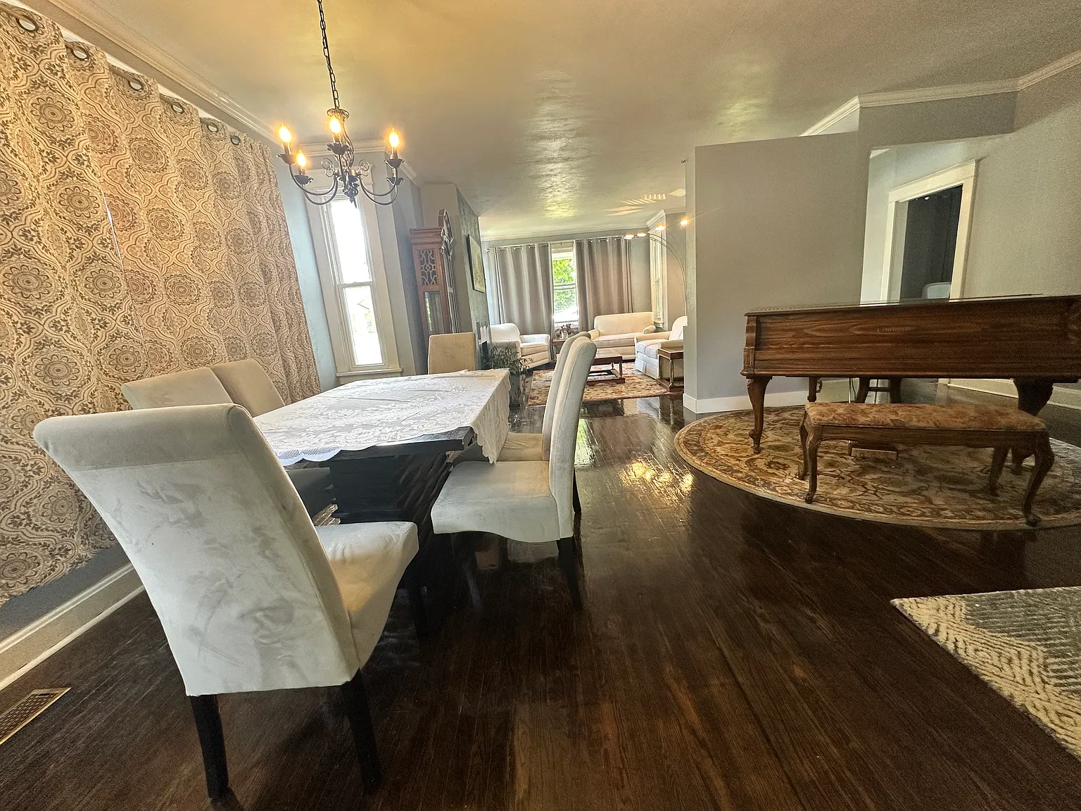 9003 Lackland Rd — Photo 2