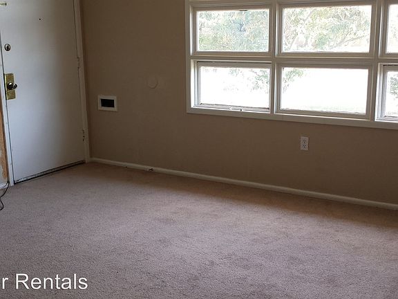 4th image of 1507 E 17th St APT B