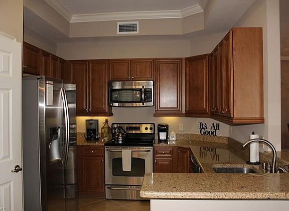 4th image of 10474 Smokehouse Bay Dr APT 102