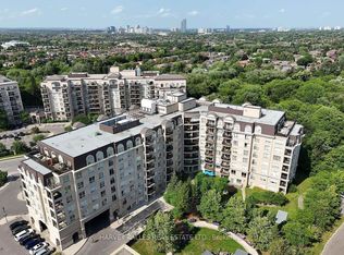 1 Maison Parc Ct #704, Vaughan, ON L4J 9K1