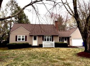 3 Harding Cir, Enfield, CT 06082