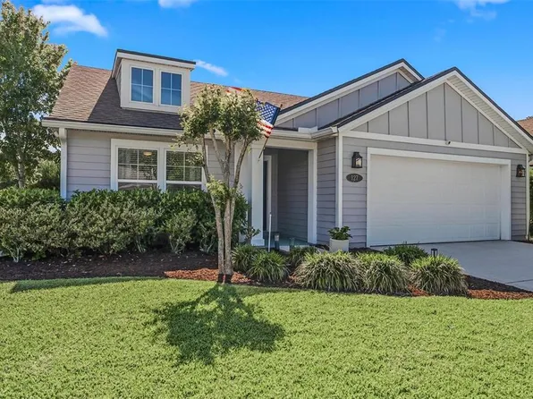 127 Crepe Myrtle Ct, Palm Coast, FL 32164