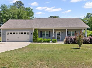 108 Dogwood Ln, Pine Level, NC 27568