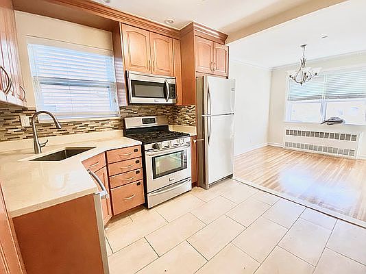 2nd image of 22-27 72nd St #2R