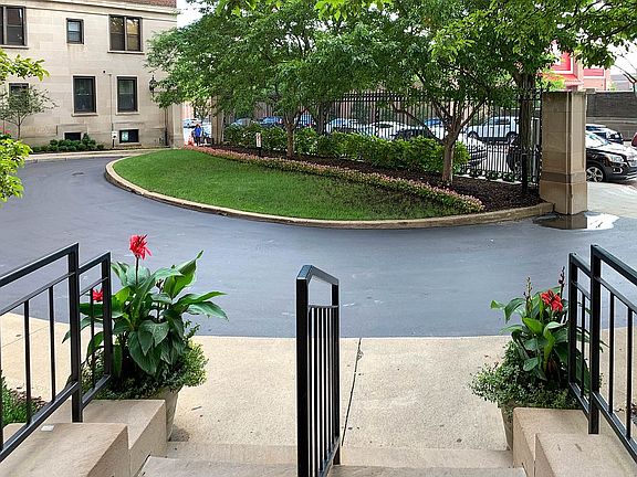 4th image of 2900 E Jefferson Ave APT D101