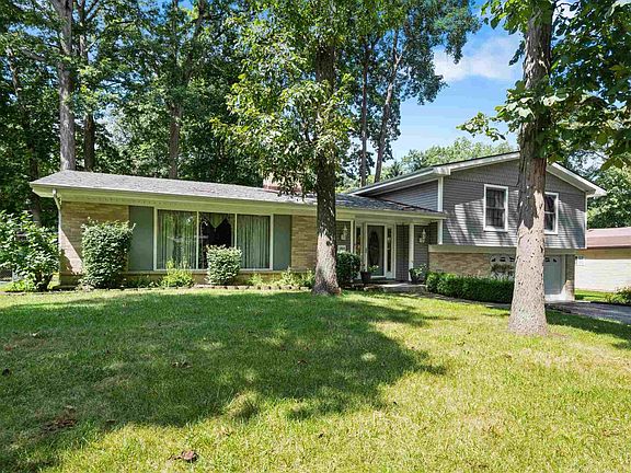 2nd image of 2809 Glencairn Dr