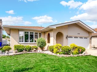 6758 W 89th Pl, Oak Lawn, IL