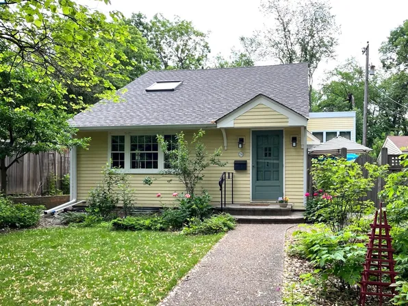 256 Vincent Ave N, Minneapolis, MN 55405