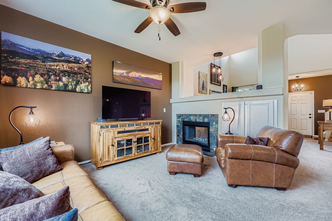 next background image