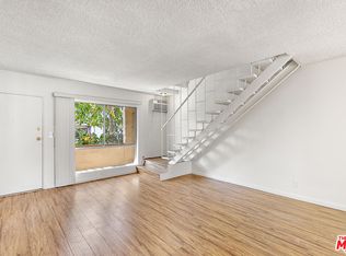 2332 S Beverly Glen Blvd APT 5, Los Angeles, CA 90064