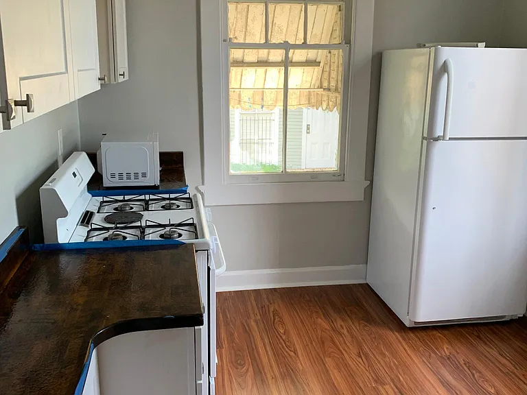1030 Broadway St #B — Photo 10