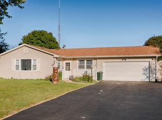 5 Frazier Ct, Sandwich, IL 60548