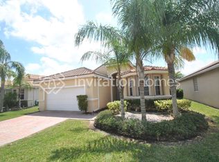 9496 Lago Dr, Boynton Beach, FL 33472