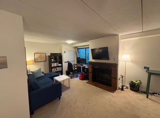 17 Healey St APT 202, Cambridge, MA 02138