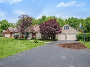 375 Tiffany Shores Dr, Holland, MI 49424