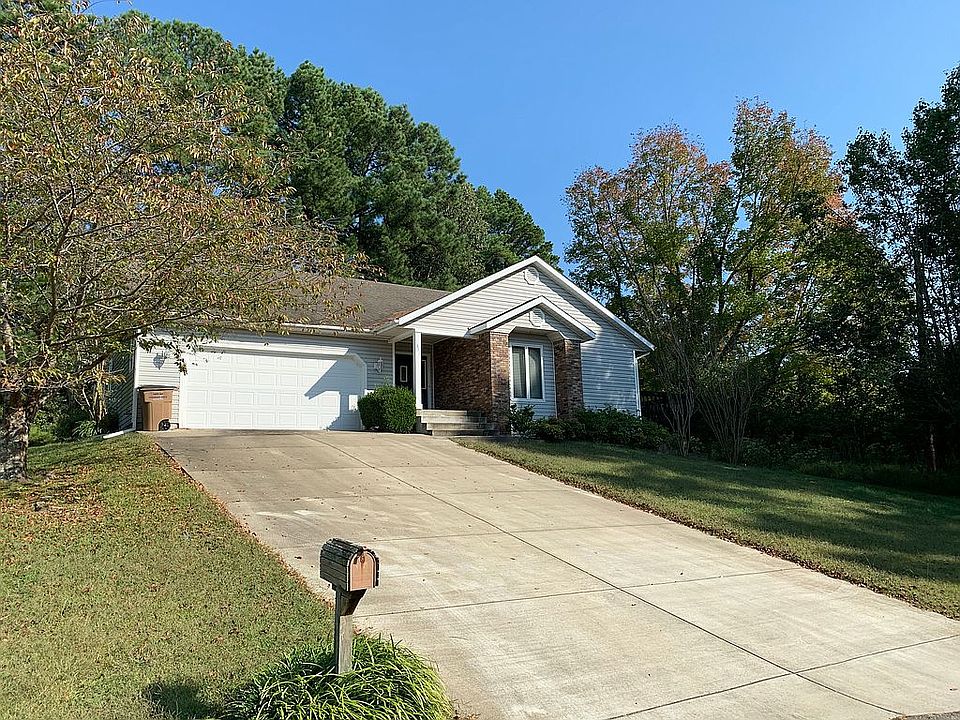 1st image of 1807 Sutherland Dr