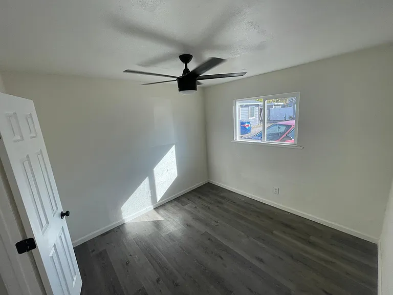 5603 Arboga Rd #B — Photo 10