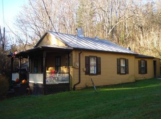 17 W Oaks Dr, Lexington, VA 24450