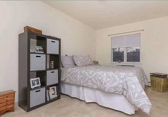3rd image of 2816 30th St APT 1B