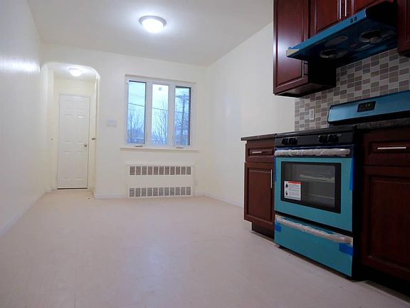 5th image of 5711 Fillmore Ave #1