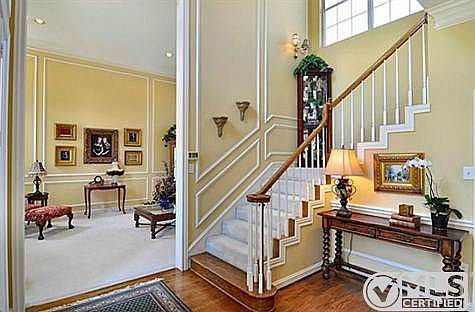 4th image of 1641 Glen Springs Dr