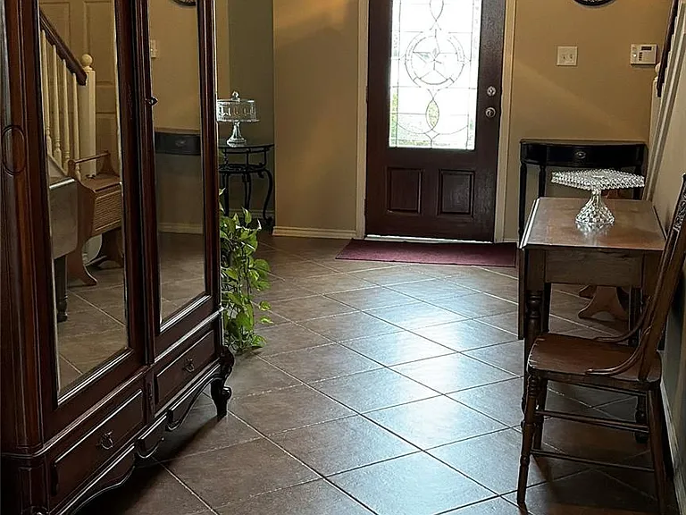 2515 Silverton Bnd — Photo 27