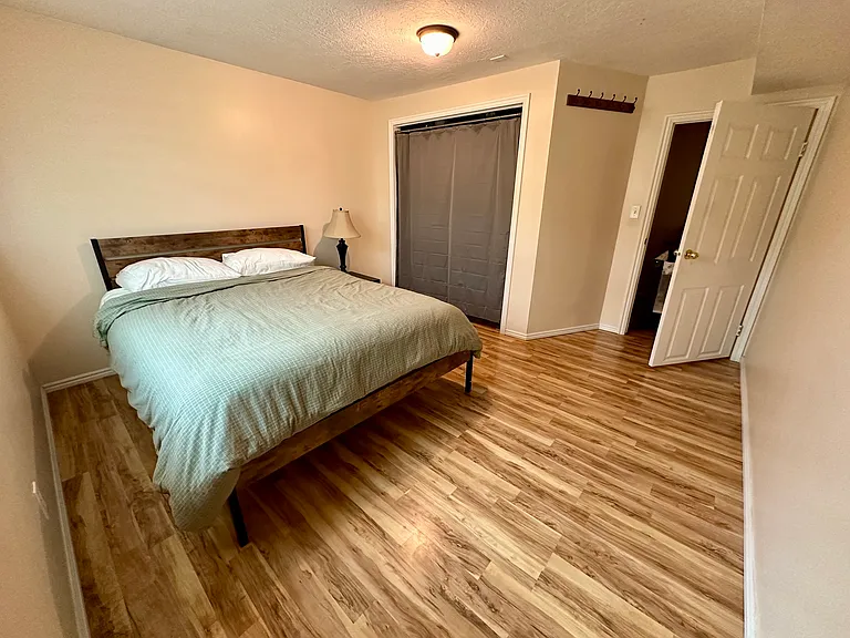 5589 W Lilac Ave — Photo 3