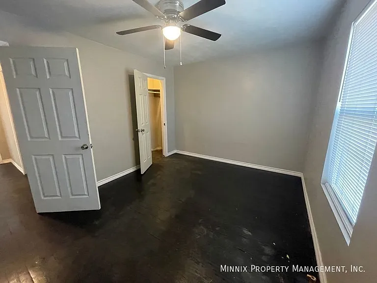 202 S Virginia St — Photo 13