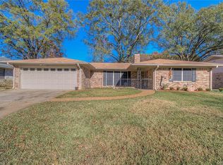2529 Lakeway Dr, Shreveport, LA 71109
