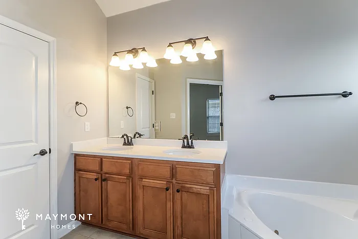 240 Birch Springs Cv — Photo 8