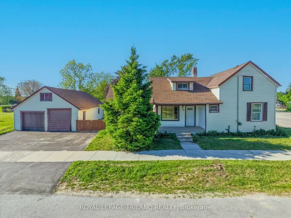 52 Nelson St, Lambton Shores, ON N0M 2K0