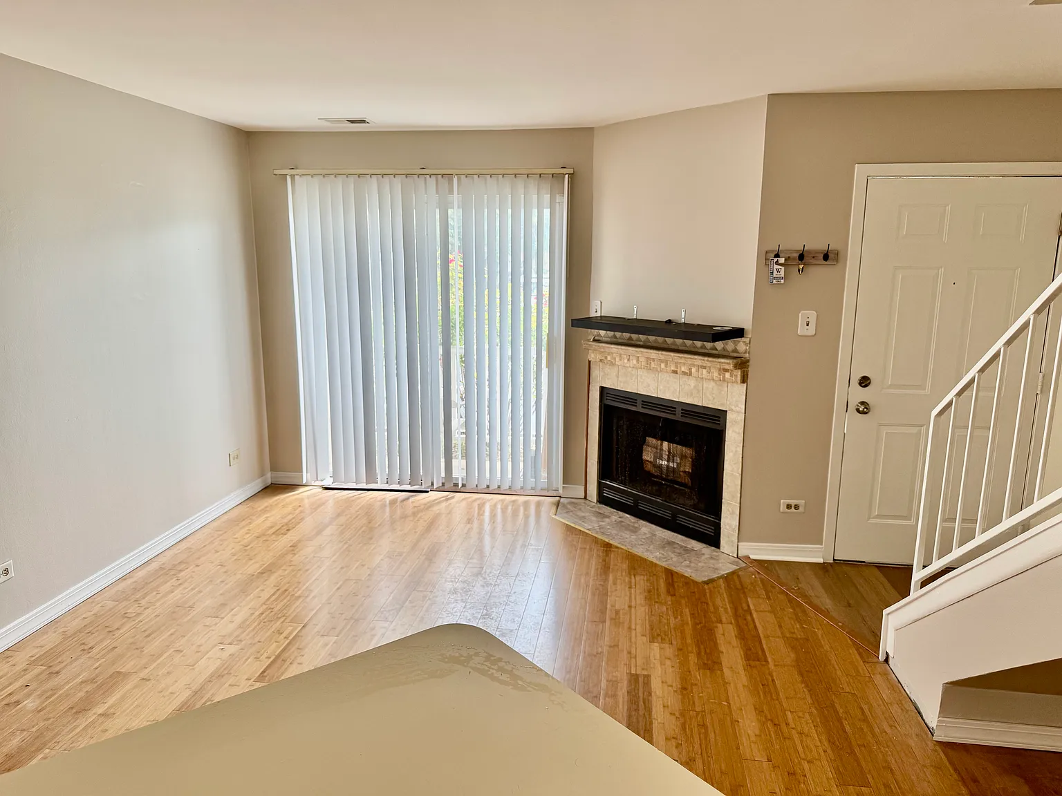 1 bed, $1,400 — Photo 2