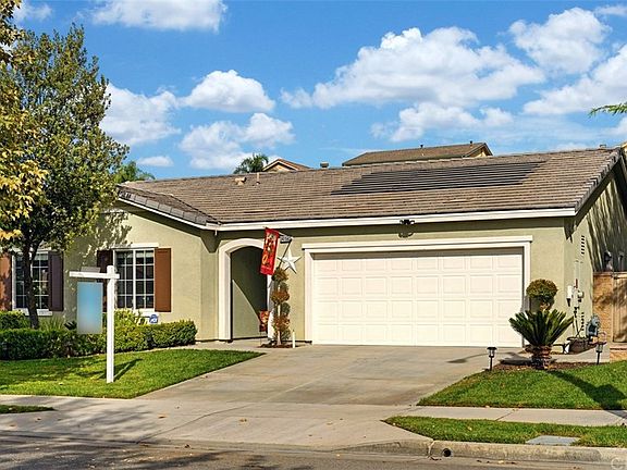 4th image of 34156 Hillside Dr