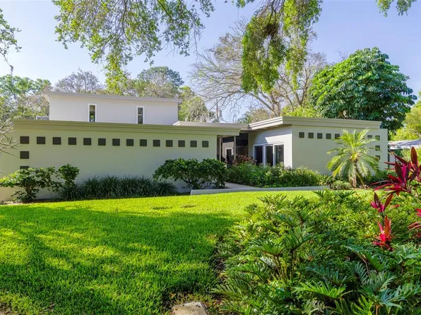 1742 Serpentine Dr S, Saint Petersburg, FL 33712