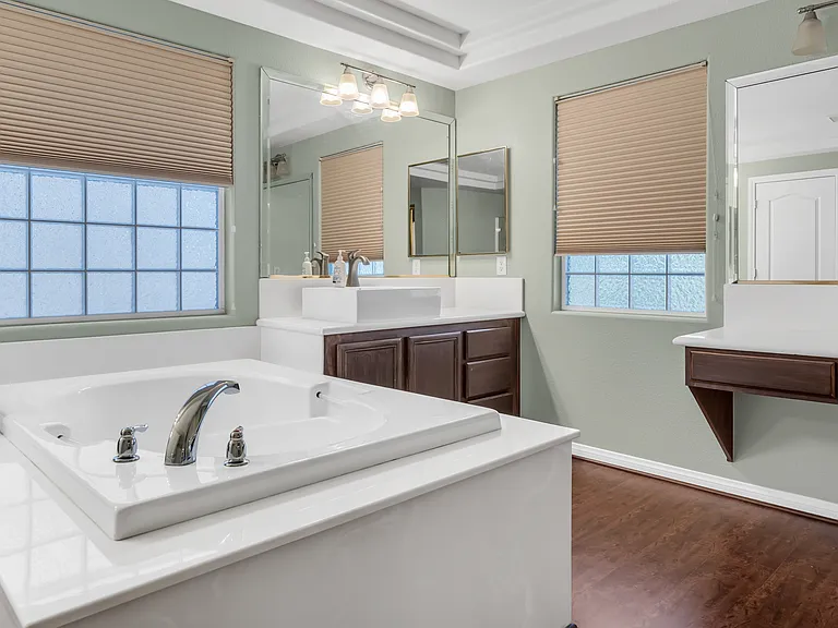 3069 Regal Cove St — Photo 23
