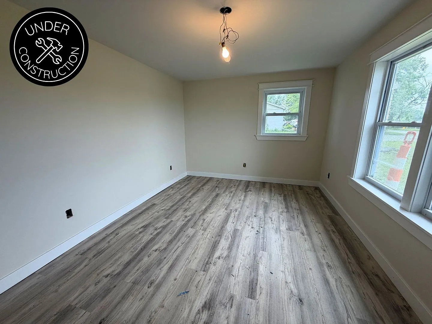 Fully Remodeled 3 Bedroom Duplex — Photo 3