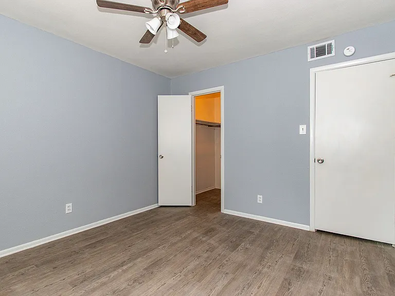 4320 Wesley St — Photo 23