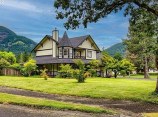 601 Shahala St, North Bonneville, WA 98639