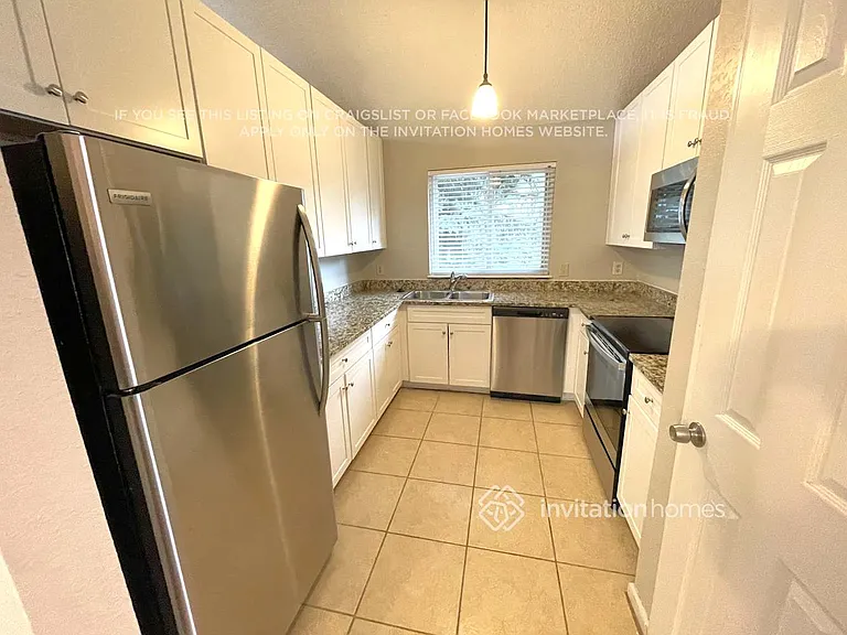 4752 S Yampa St — Photo 6