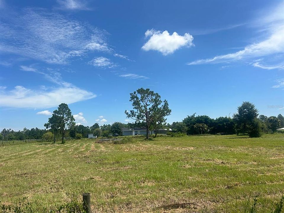 1st image of 29358 Maris Dr