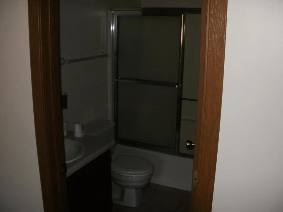 bedroom 1 bathroom