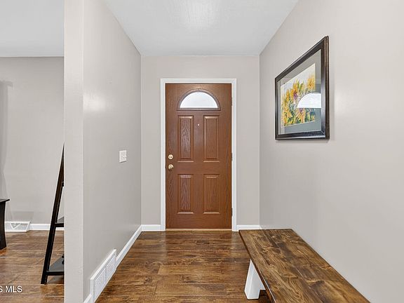 5th image of 5924 Brookson Rd